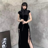robe-chinoise-moderne-style-gothique-noir