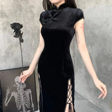 cheongsam-robe-gothique-fendue