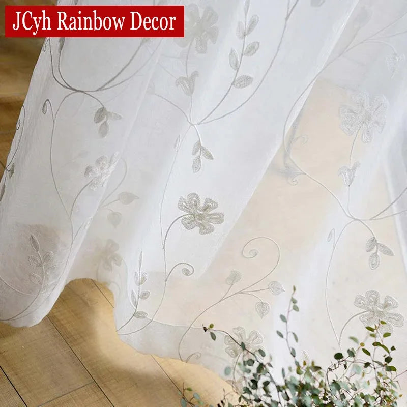 rideau-chinois-brod-blanc-cor-en