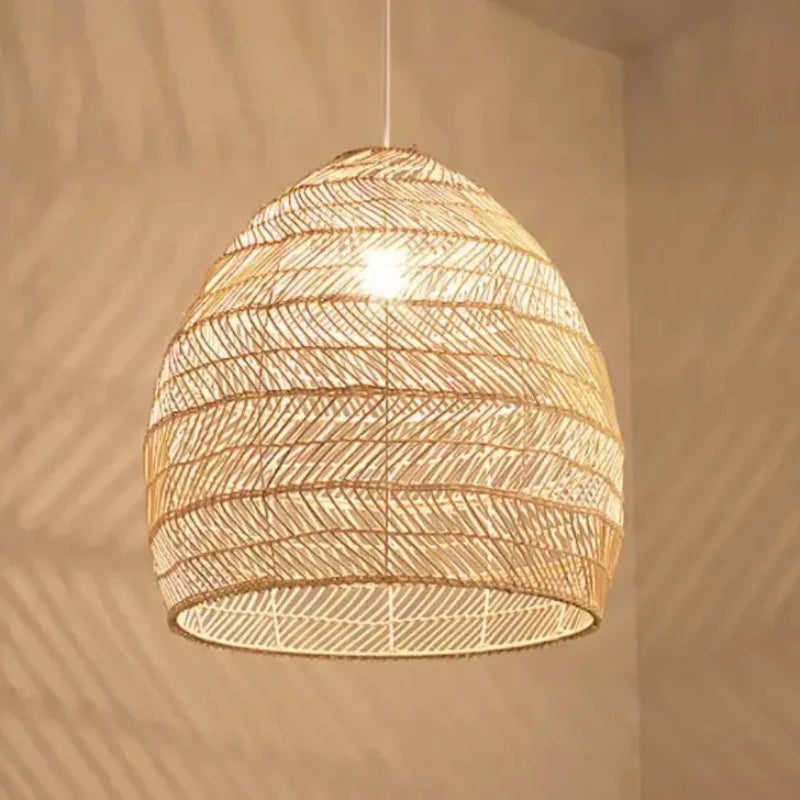 abat-jour-chinois-en-bambou-et-osier