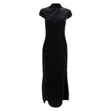 cheongsam-robe-gothique-fendue