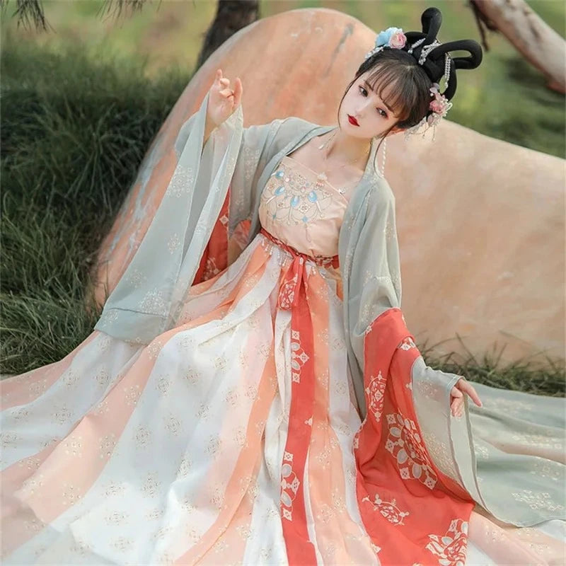 robe-chinoise-broderie-feerique