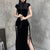 cheongsam-robe-gothique-fendue