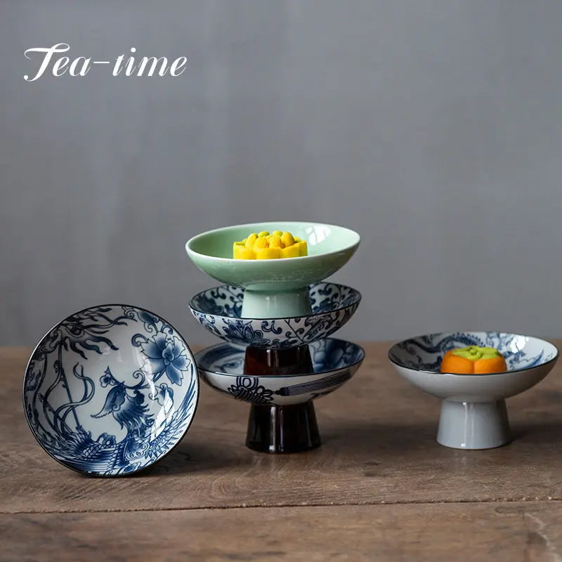 assiettes-chinoises-plateau-pied-haut