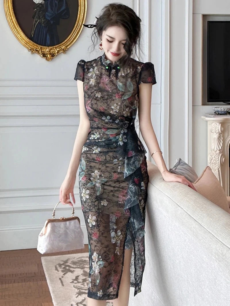 cheongsam-robe-dentelle-et-fentes
