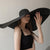 chapeaux-chinois-large-bord-femmes