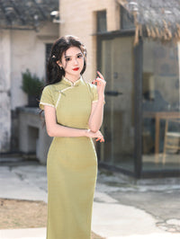 robe-chinoise-collier-de-fleurs