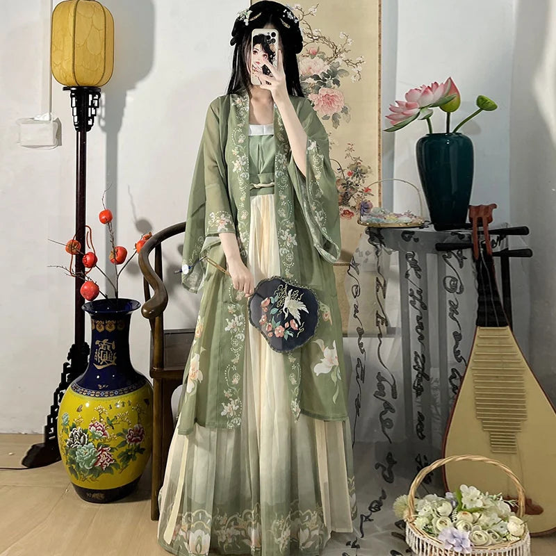 hanfu-robe-fluide-vert-th-brod-e