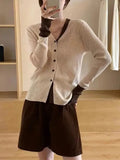 pull-chinois-gilet-tricot-femme