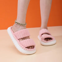 chaussons-chinois-bandes-crois-es