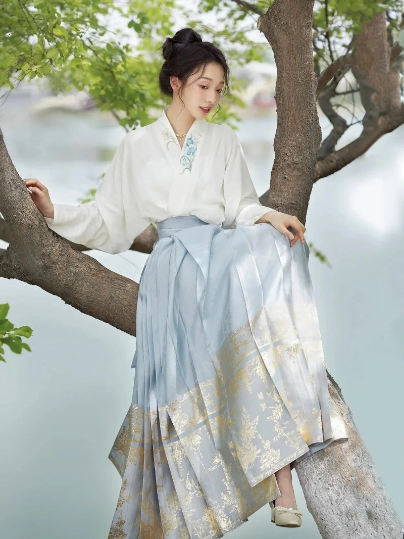robe-chinoise-jupe-visage-cheval