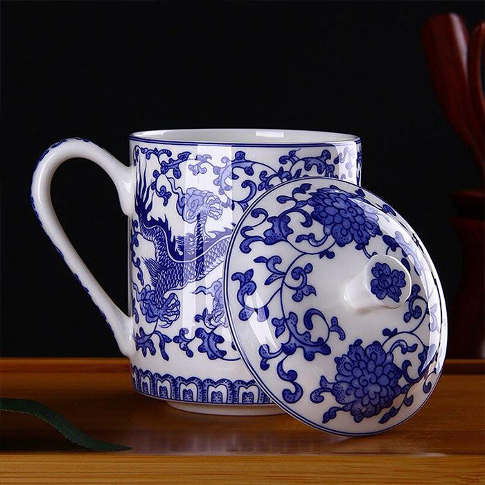Grande Tasse Chinoise En Porcelaine