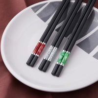 baguettes-chinoises-en-jade