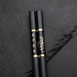 baguettes-chinoises-noires-et-dorees