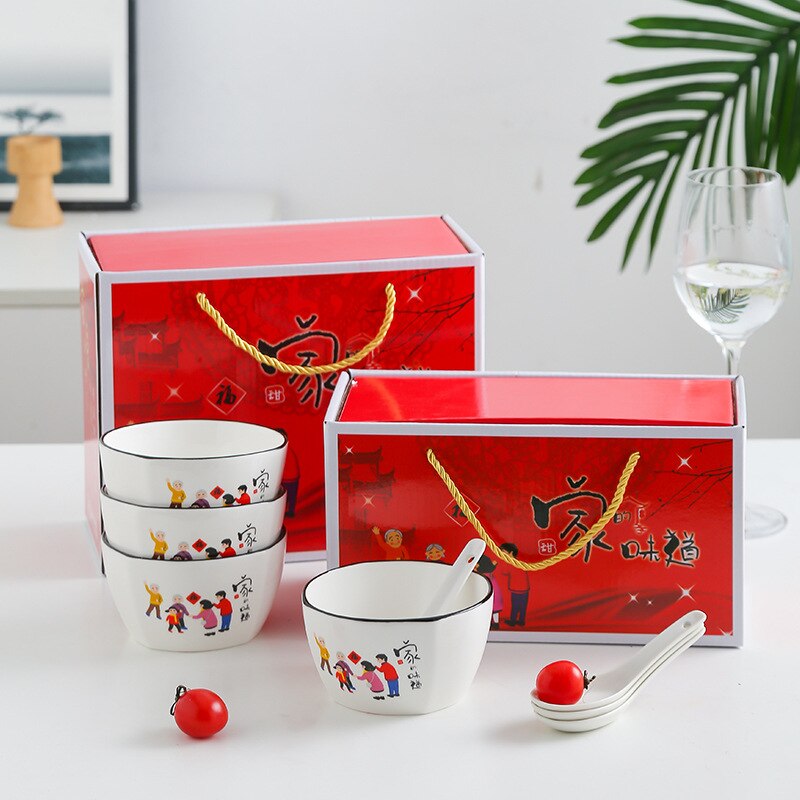 bol-chinois-avec-cuillere