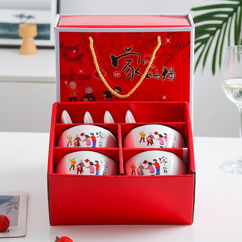 bol-chinois-avec-cuillere