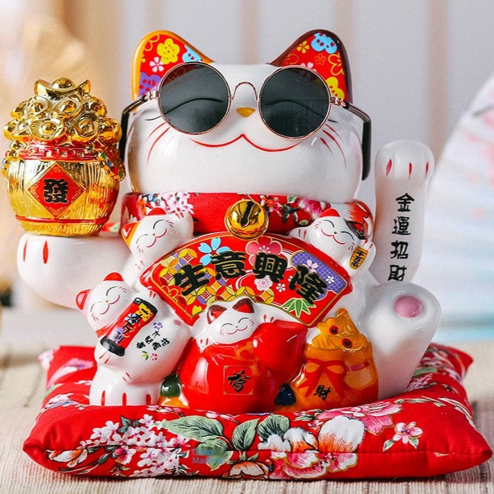 Chat Chinois Main Qui Bouge