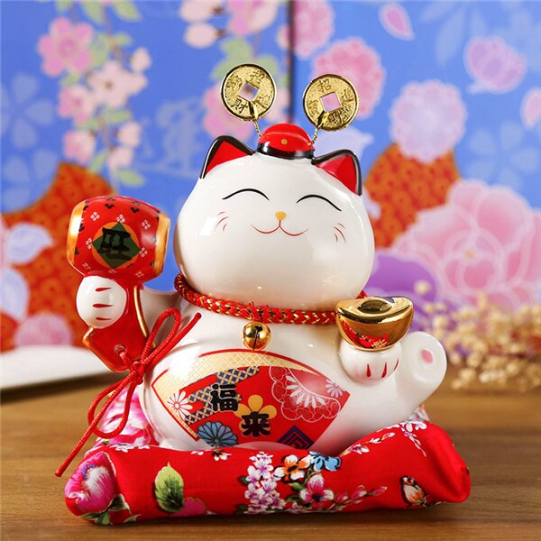 chat-chinois-porte-bonheur-blanc