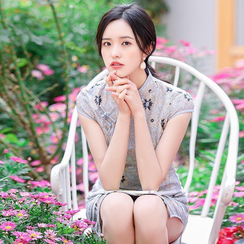 robe-chinoise-motifs-repetes