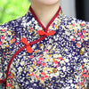 robe-chinoise-en-soie-motif-fleurs