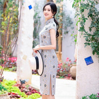 robe-chinoise-motifs-repetes