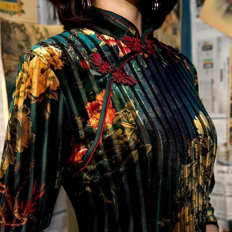 Robe Chinoise Plissée