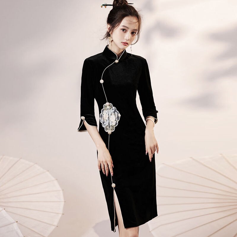 robe-chinoise-soie-noire