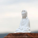 statuette-chinoise-porcelaine-blanche